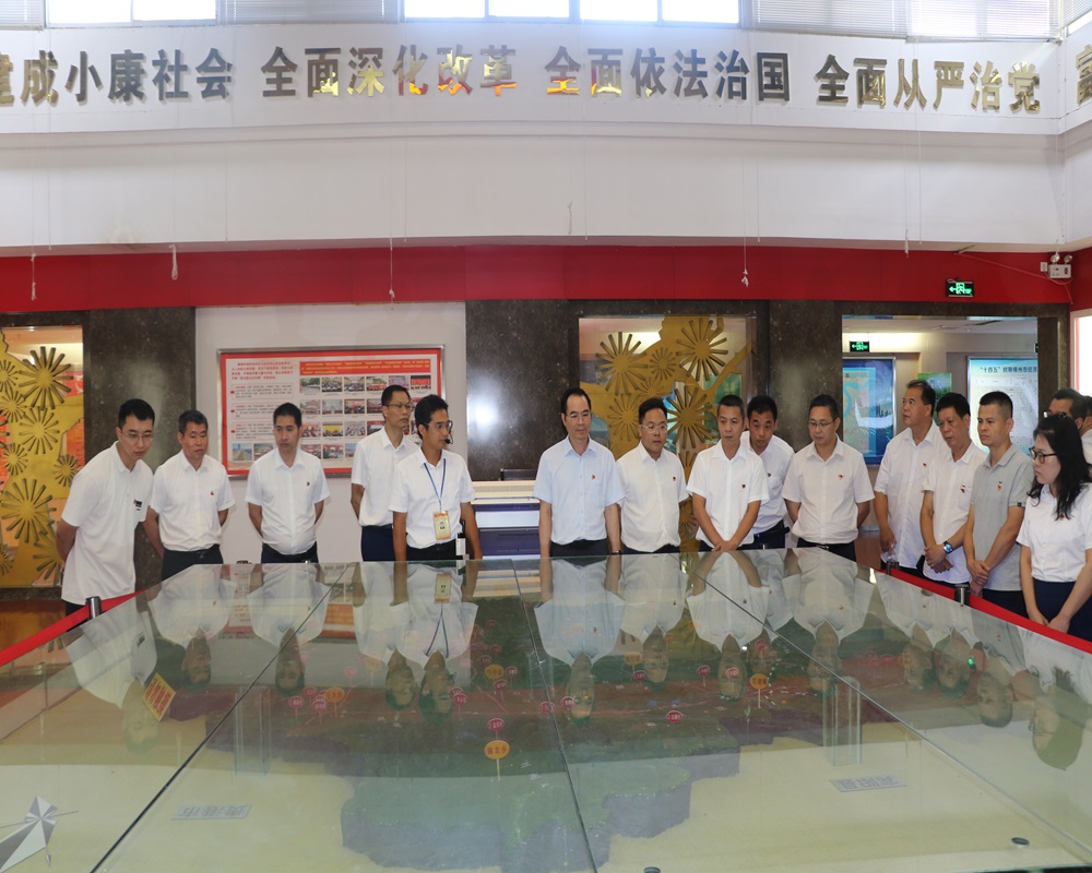 圖3：展廳參觀.JPG